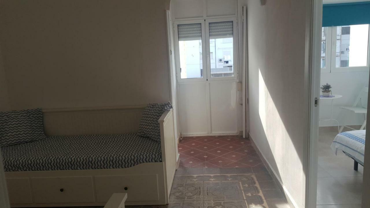 Oyo Guest House Ruzafa فالنسيا المظهر الخارجي الصورة