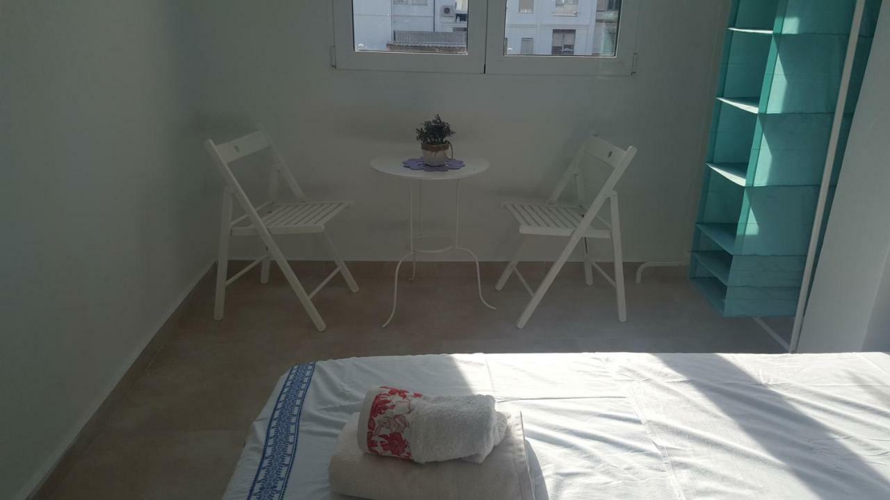 Oyo Guest House Ruzafa فالنسيا المظهر الخارجي الصورة